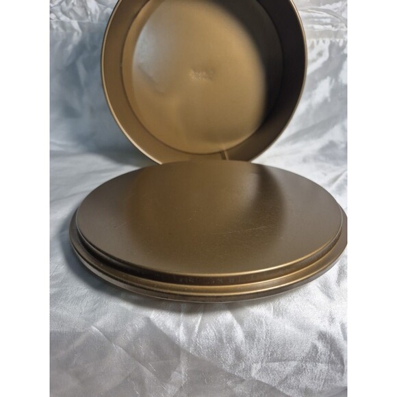 Vintage Guildcraft Gold Embossed Grapevine And Leaf Tin - Picture 13 of 16